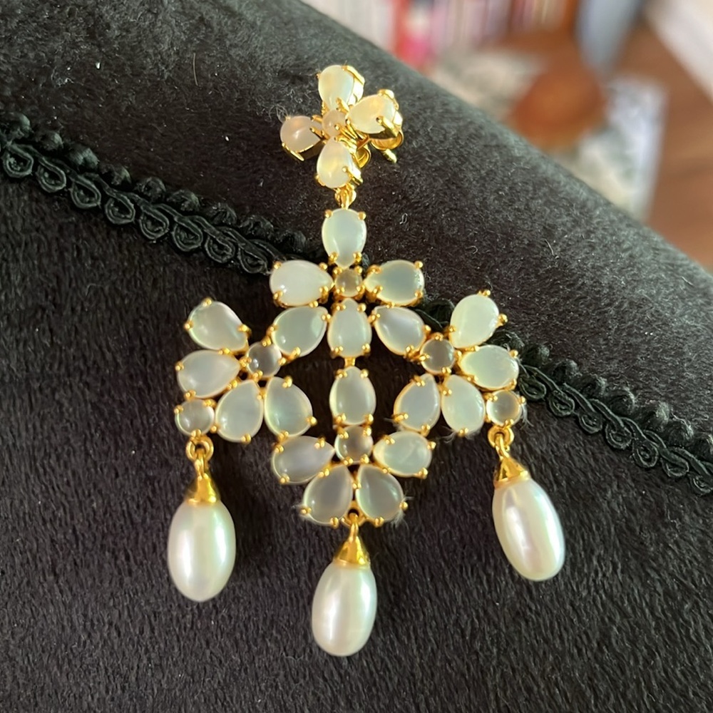 Moonstone, freshwater pearl and 925 silver chandelier statement earrings - Picture 3 of 4